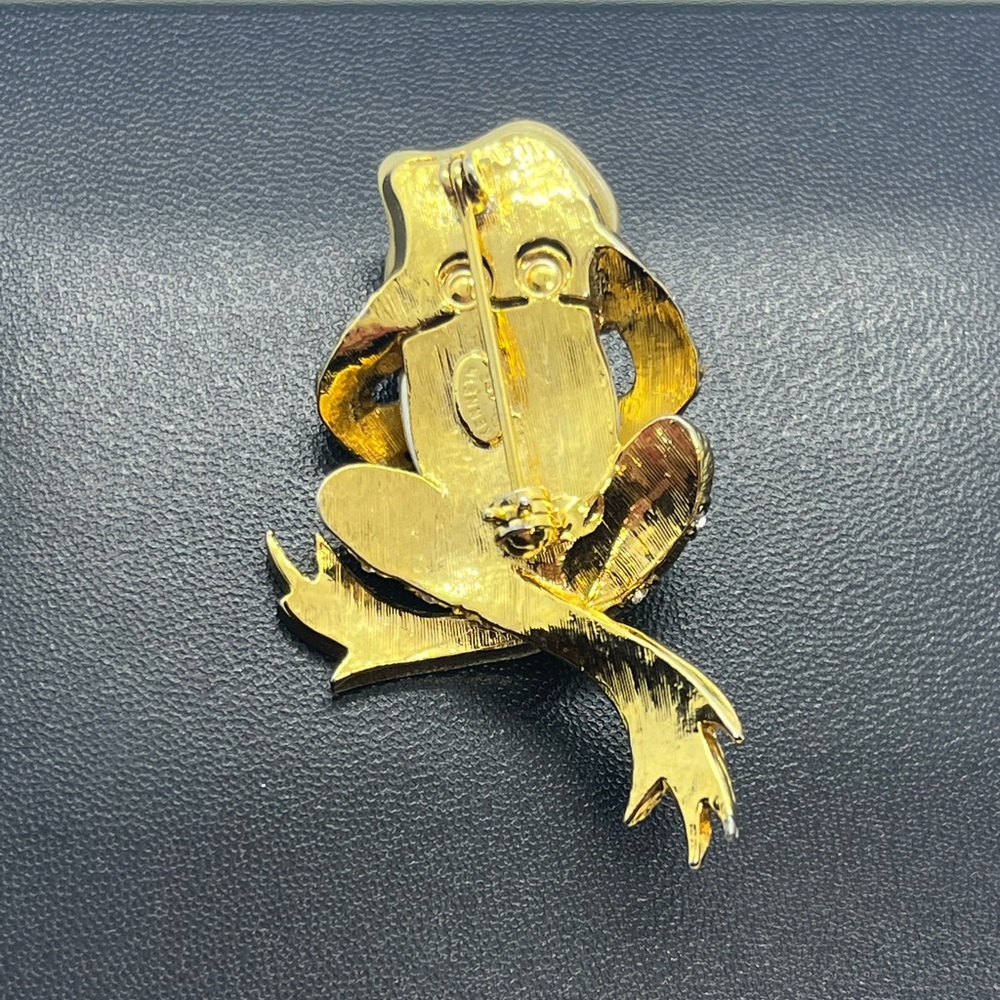 Kenneth Jay Lane Frog Brooch Pin Vintage Lucite E… - image 4